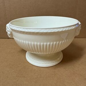 Wedgwood Edme Large Footed Tureen *No Lid*